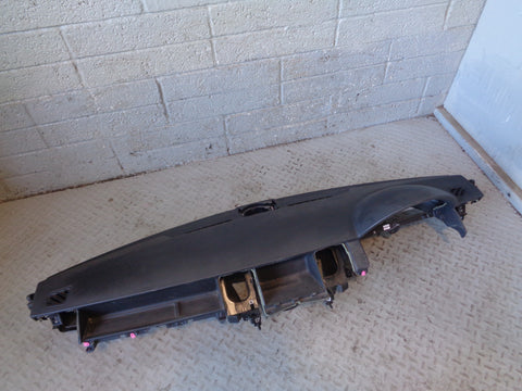 Discovery 3 Dashboard Black with Passenger Airbag Non-Sat Nav Vehicles R24045