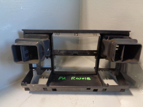 Discovery 2 Centre Air Vents Dashboard Panel Land Rover 2002 to 2004 R03015