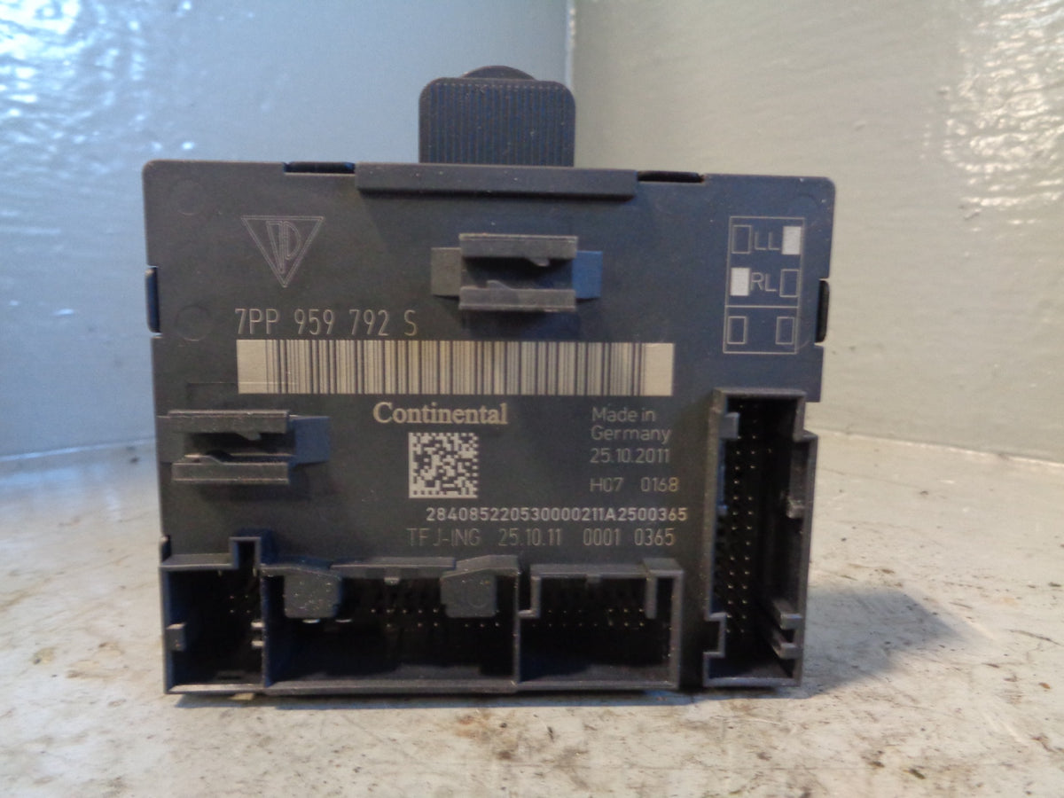 Porsche Cayenne 958 92A Door Module Near Side Front 7PP 959 792 2011 to 2018