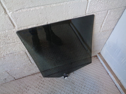 Discovery 3 Glass Rear Door Window Near Side Land Rover 2004 to 2009 R24045