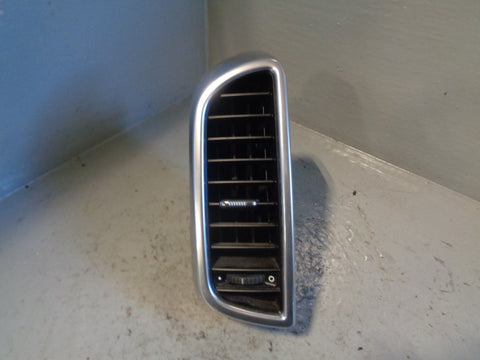 Porsche Cayenne 958.1 92A Air Vent Near Side Centre Dashboard 7P5.819.727.A