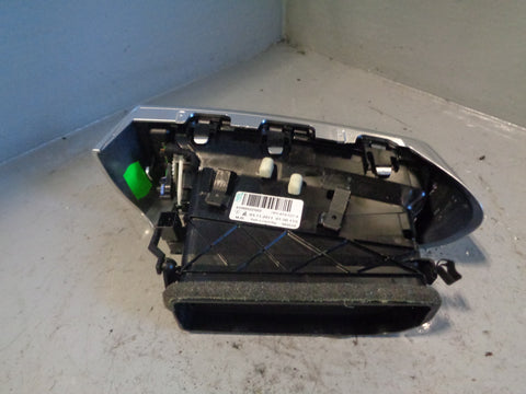 Porsche Cayenne 958.1 92A Air Vent Near Side Centre Dashboard 7P5.819.727.A