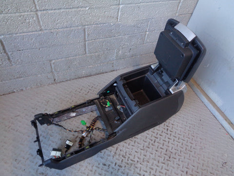 Range Rover L322 Leather Arm Rest Centre Console Black 12v Aux Facelift L14114