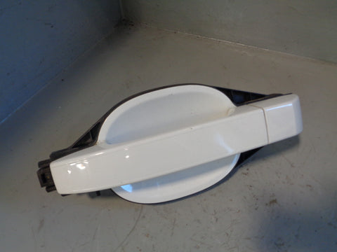 Range Rover L322 Door Handle in Fuji White Off Side Rear LRC 867 2006 to 2013