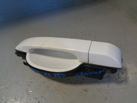 Range Rover L322 Door Handle in Fuji White Off Side Front LRC 867 2006 to 2013