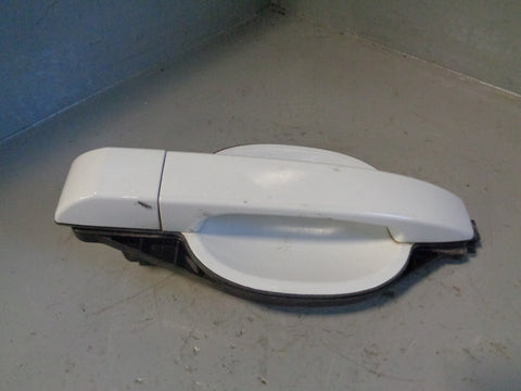 Range Rover L322 Door Handle in Fuji White Off Side Front LRC 867 2006 to 2013