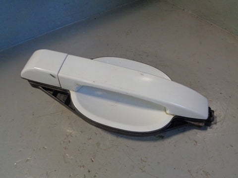 Range Rover L322 Door Handle in Fuji White Off Side Front LRC 867 2006 to 2013