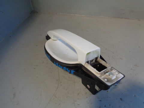 Range Rover L322 Door Handle in Fuji White Near Side Front LRC 867 2006 to 2013