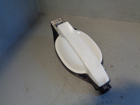 Range Rover L322 Door Handle in Fuji White Near Side Front LRC 867 2006 to 2013