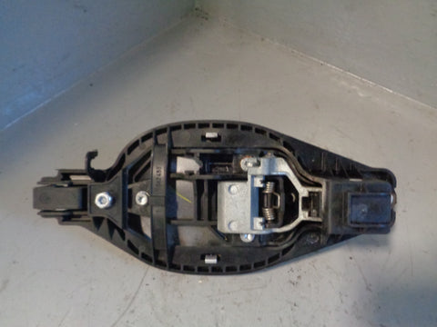 Range Rover L322 Door Handle in Fuji White Near Side Rear LRC 867 2006 to 2013