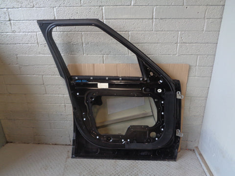Range Rover L405 Door Near Side Front in Santorini Black LRC 820 2013 to 2017