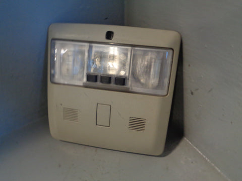 Discovery 3 Interior Light Front XDE500042LUM Land Rover 2004 to 2009