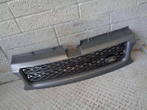 Range Rover Sport Front Grille Facelift in Grey L320 2009 to 2013