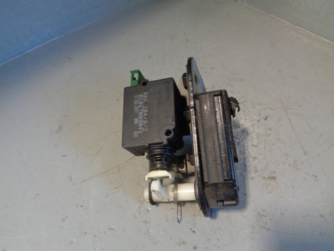 Discovery 3 Tailgate Actuator Lower Latch Near Side Land Rover 2004 to 2009