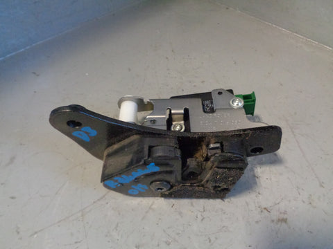 Discovery 3 Tailgate Actuator Lower Latch Off Side Land Rover 2004 to 2009