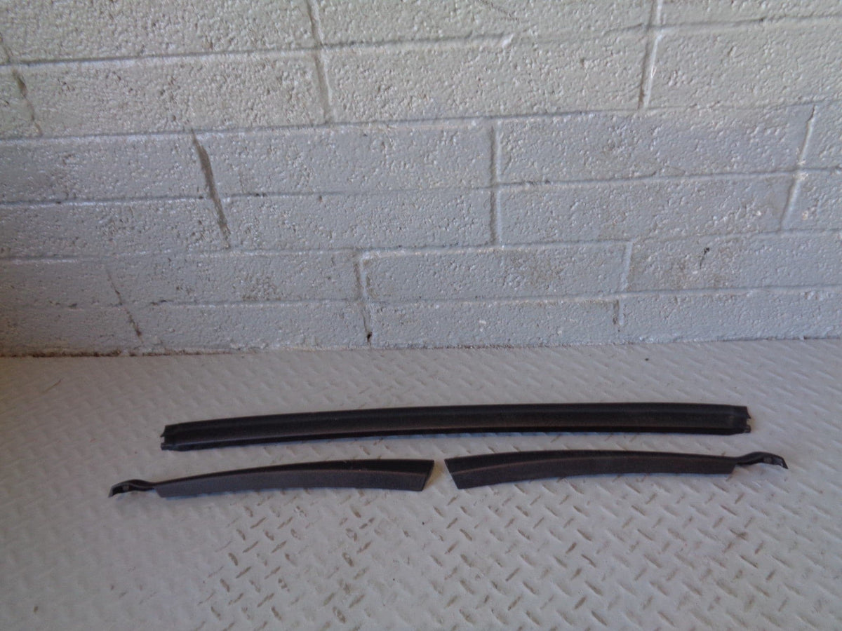 Freelander 1 Tailgate Boot Window Surround Trim Set Land Rover 1998 to 2006