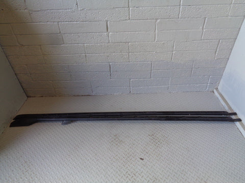 Discovery 3 Roof Rails Full Length Roof Bars in Black Land Rover 2004 to 2009