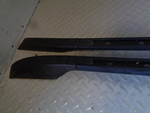Discovery 3 Roof Rails Full Length Roof Bars in Black Land Rover 2004 to 2009
