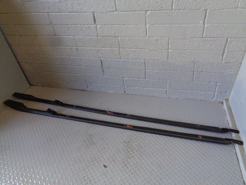 Discovery 3 Roof Rails Full Length Roof Bars in Black Land Rover 2004 to 2009