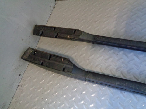Discovery 3 Roof Rails Full Length Roof Bars in Black Land Rover 2004 to 2009