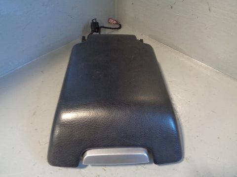 Discovery 3 Centre Console Lid Arm Rest Grain Leather Land Rover R24045