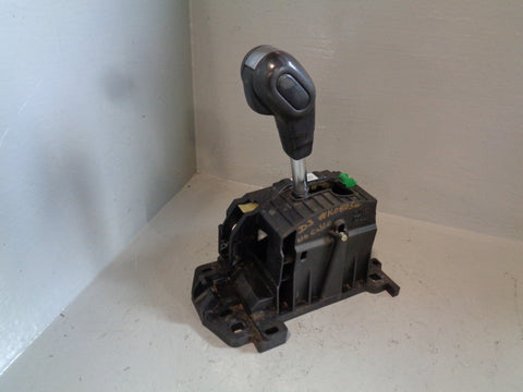 Discovery 3 Automatic Gear Selector with Knob UCB500072 Land Rover no cable