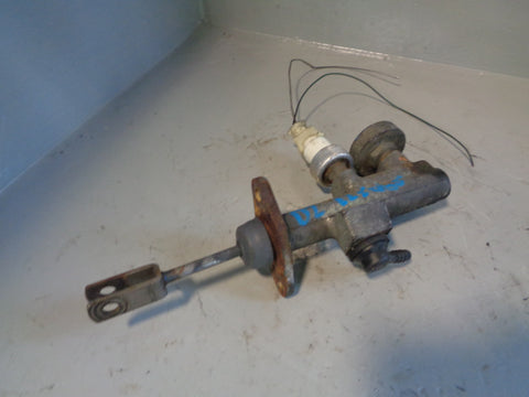 Discovery 2 Clutch Master Cylinder STC000280 TD5 Land Rover 1998 to 2004 L25065