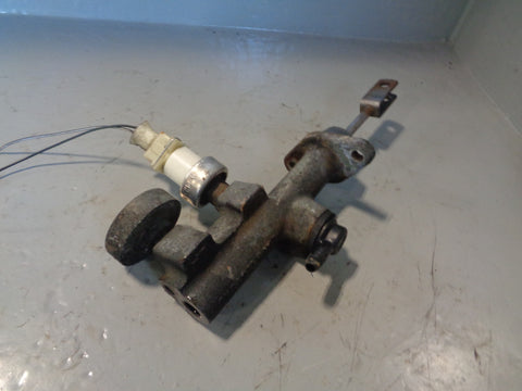Discovery 2 Clutch Master Cylinder STC000280 TD5 Land Rover 1998 to 2004 L25065