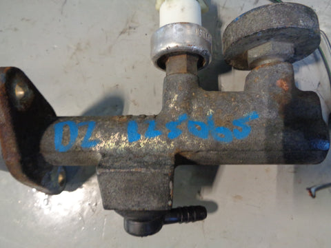 Discovery 2 Clutch Master Cylinder STC000280 TD5 Land Rover 1998 to 2004 L25065
