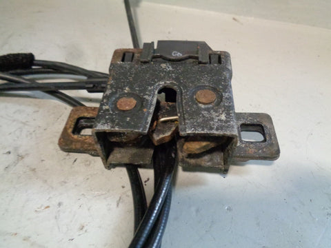 Freelander 2 Bonnet Release Cable and Catches Land Rover 2006 to 2011