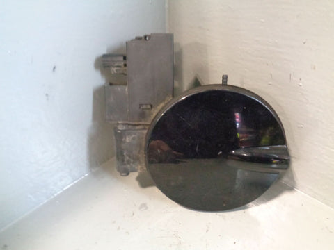 Freelander 2 Fuel Filler Flap with Mechanism and Cap Santorini Black Land Rover