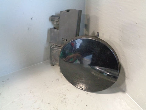 Freelander 2 Fuel Filler Flap with Mechanism and Cap Santorini Black Land Rover