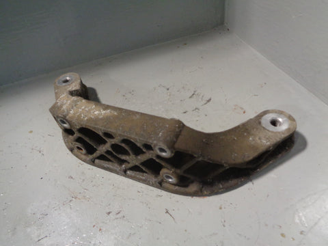 Range Rover Evoque Rear Diff Differential Bracket 6527110600 L538 2011 to 2018