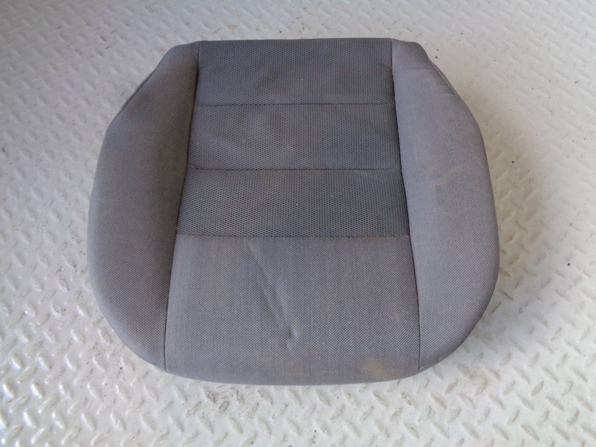 Discovery 3 Seat Padded Base Near Side Front Grey Cloth Land Rover K09044