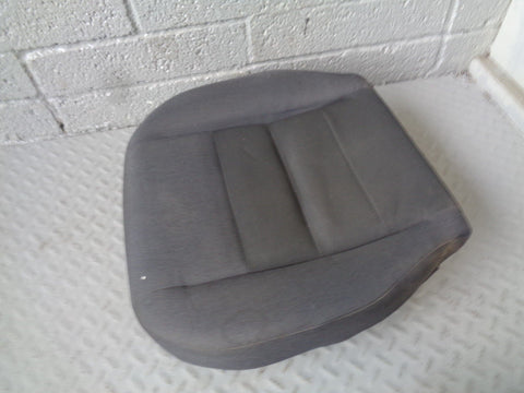 Discovery 3 Seat Padded Base Off Side Front Grey Cloth Land Rover K08054