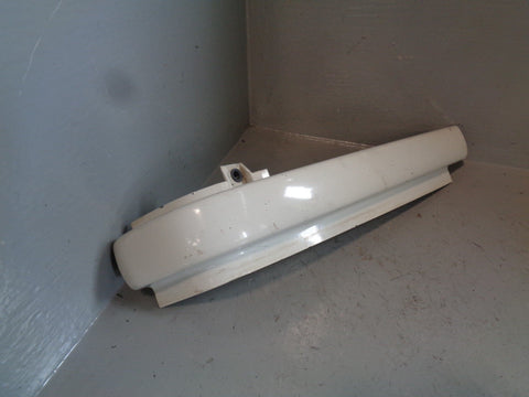 Discovery 2 Headlight Trim Off Side Chawton White Land Rover 1998 to 2002