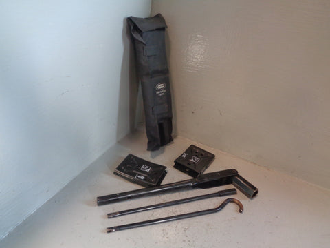 Discovery 3 4 Tool Kit in a Bag KBK500160 Land Rover 2004 to 2016 R24045