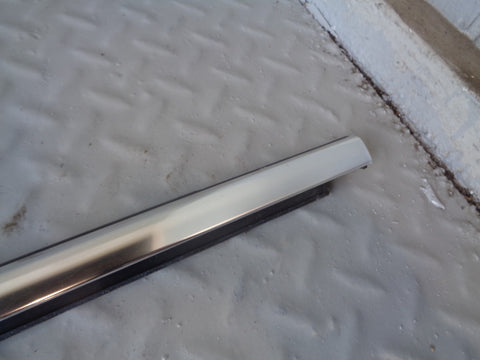 Porsche Cayenne 92A Window Weather Strip Near Side Front External Silver
