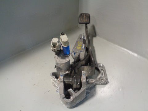 Range Rover Evoque Brake Pedal Land Rover BJ32-20034-DB Manual 2011 to 2015
