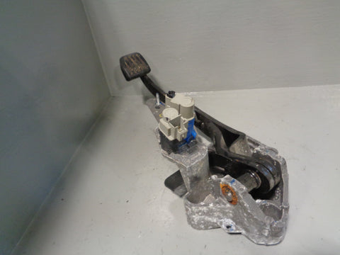 Range Rover Evoque Brake Pedal Land Rover BJ32-20034-DB Manual 2011 to 2015