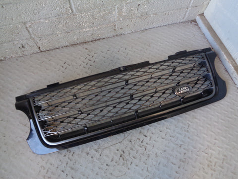 Range Rover L322 Grille Front Facelift in Black Land Rover 2010 to 2013