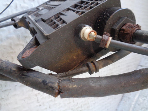 Discovery 4 Electric Handbrake Module AH22-2C496-AE Land Rover L21104