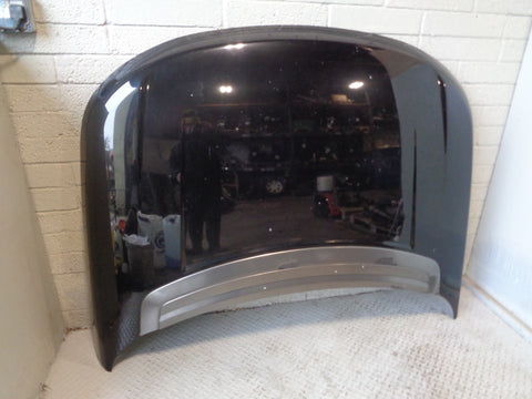 Range Rover L405 Bonnet in Santorini Black LRC 820 2013 to 2017