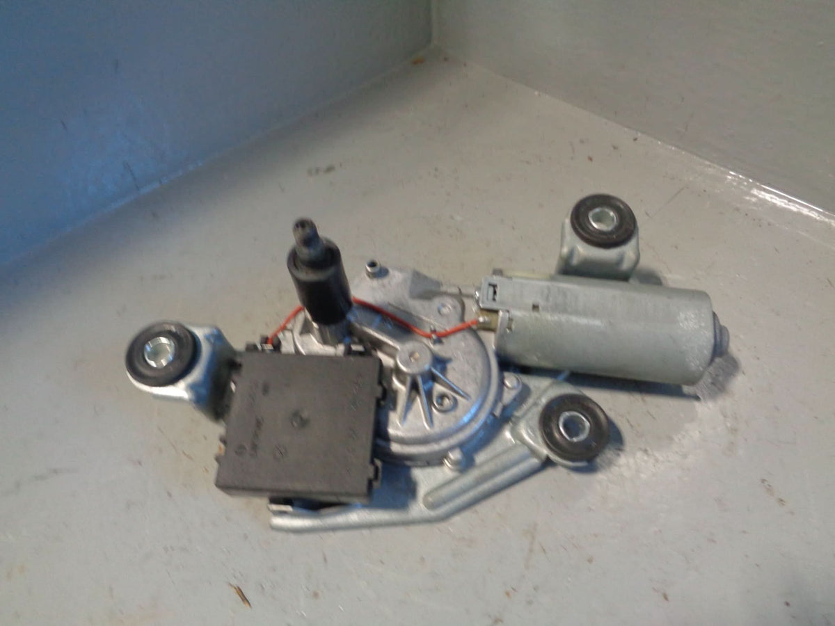 L322 Rear Wiper Range Rover L322 Rear Wiper Motor Land Rover 0 390 201 571 2002 to 201 ...