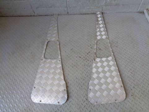Defender 90 110 130 Wing Top Checker Plate Pair 3mm Land Rover 1986 to 2016