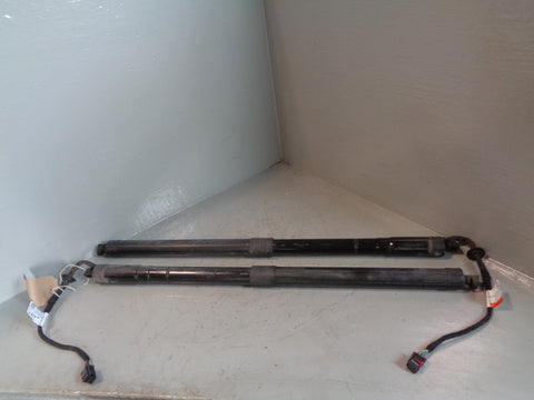 Range Rover Evoque Electric Tailgate Lift Struts Pair of L538 2016 to 2018