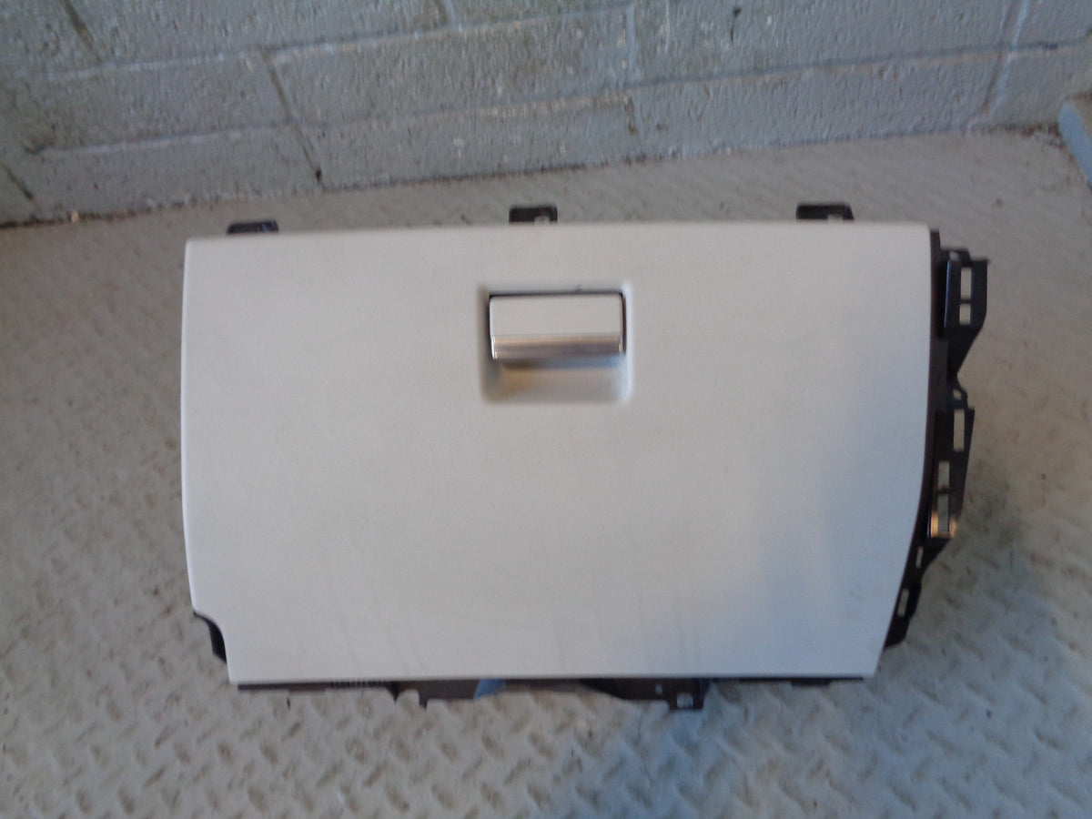 Range Rover Evoque Glove Box in Cirrus 12D1314RH71 L538 RHD 2011 to 2018