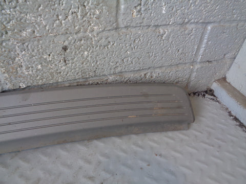 Range Rover L322 Bumper Rear Top Scuff Plate Panel Trim 9H42 17E962 AAW Grey