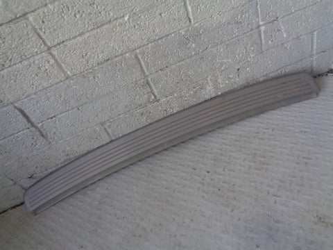 Range Rover L322 Bumper Rear Top Scuff Plate Panel Trim 9H42 17E962 AAW Grey