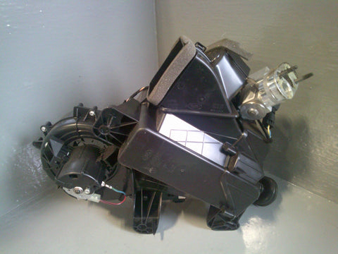 Discovery Sport Rear Heater Box Blower FK72-18D682-AD Land Rover 2014 to 2019